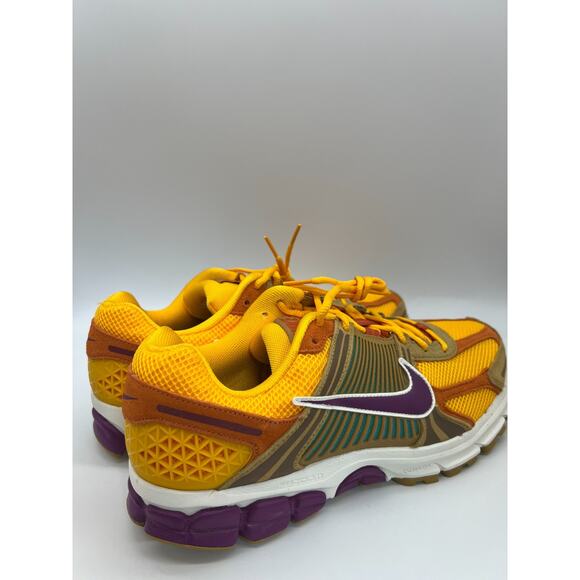 Nike Zoom Vomero 5 University Gold Viotech Shoes HF1553-702 Men’s Size 11 main image 14